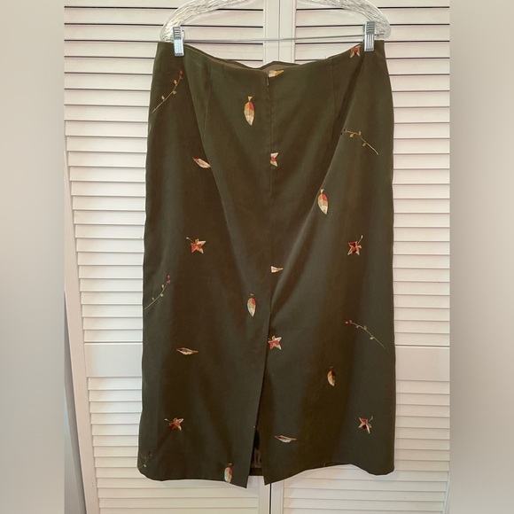 Coldwater Creek Women’s Shirt Skirt Matching Set Size XL 18 Olive Embroidered - Picture 12 of 16